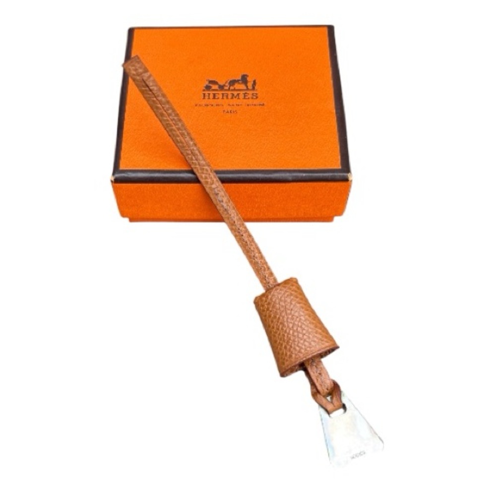 Hermes Leather Clochette with Key Cover
5 inches, Includes Hermes Box, Authentic